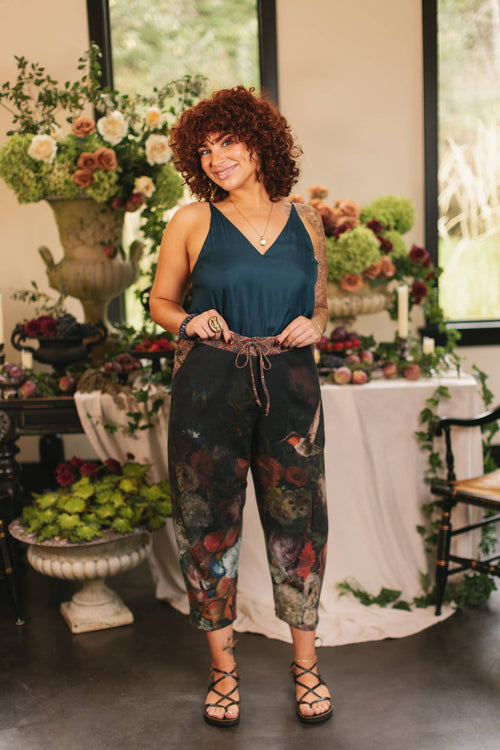 Flight of Fancy Linen Floral Print Cropped Artist Pants