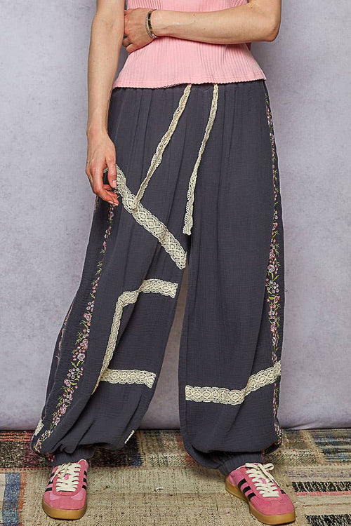 Vintage Washed Embroidery Trim Pant UWP80