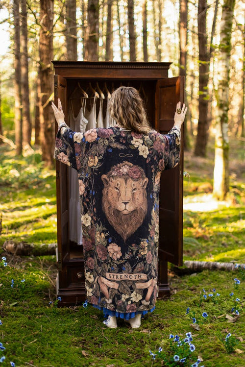 Lionheart Opera Duster w/ botanicals & Narnia inspired print