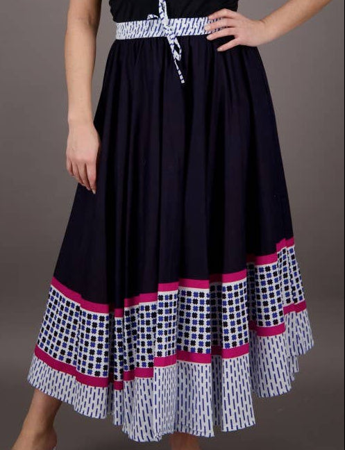 Border Print Maxi Skirt SK609