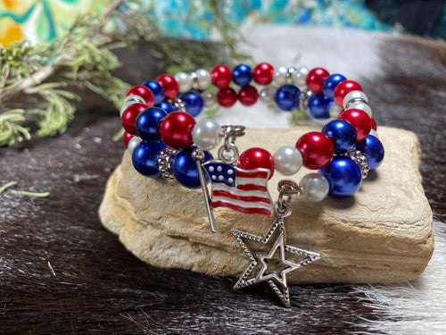 American Bangle Patriotic Flag Star Charm Coil Bracelet