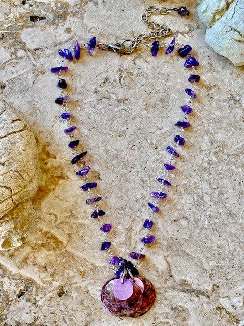 Penny Short Silhouette Necklace