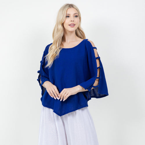 Viki Detailed Cut-Out 3/4 Sleeve Top