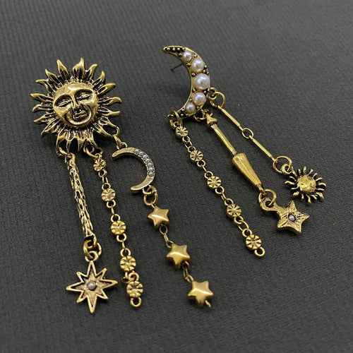 66146 Sun Moon Earrings