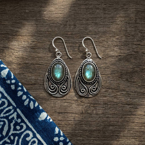 Handcrafted Kashi Antique Silver Earrings with Labradorite