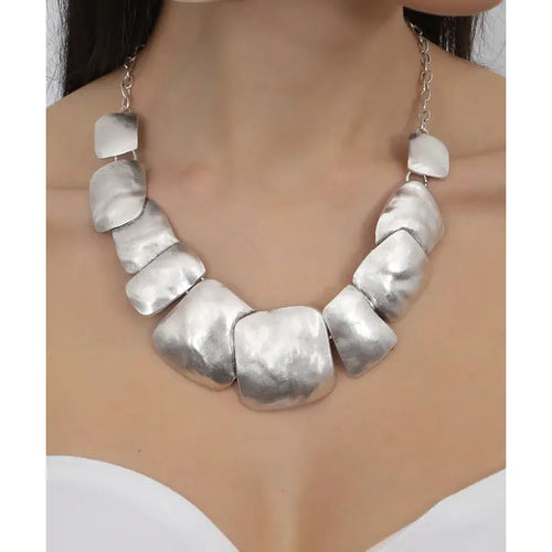 1216 Silver Avens Necklace